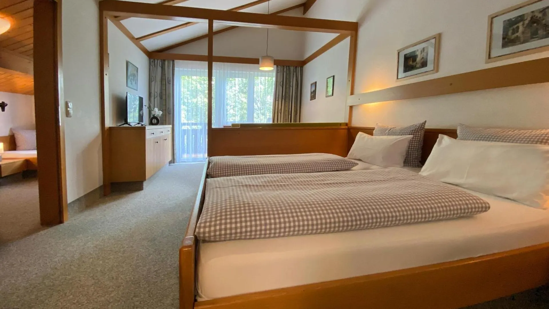 Appartement-Hotel Happy Kienberg Pfronten 2*,